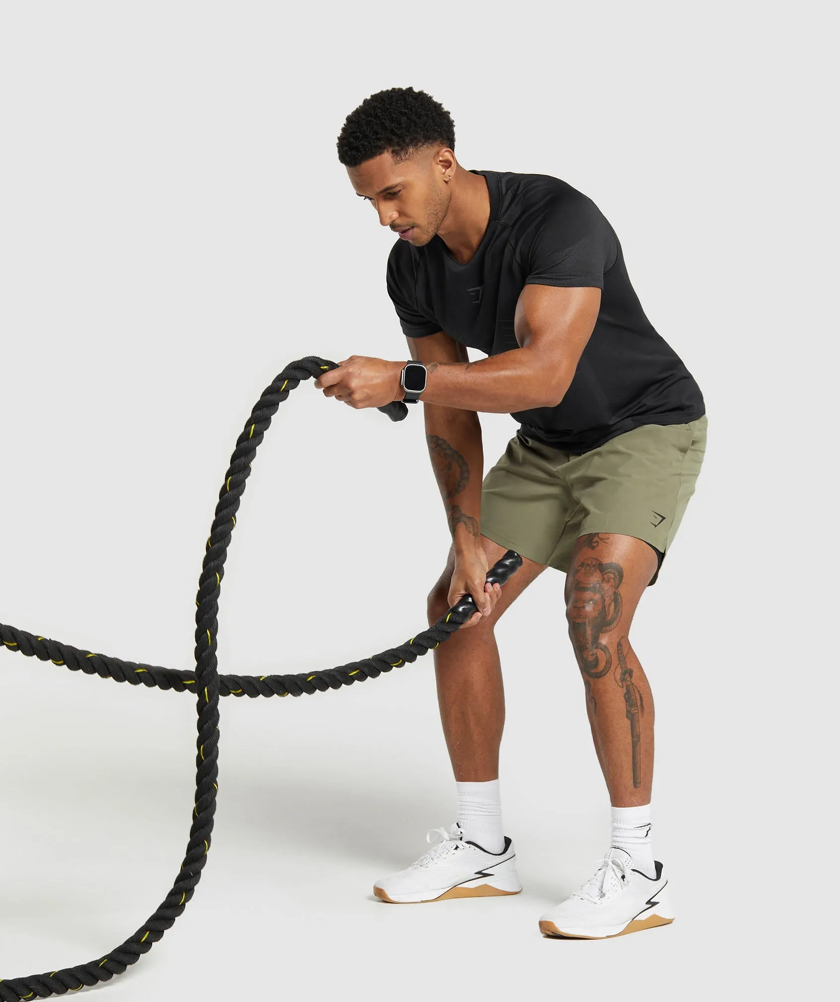 Gymshark Land to Water 6" Shorts - Utility Green