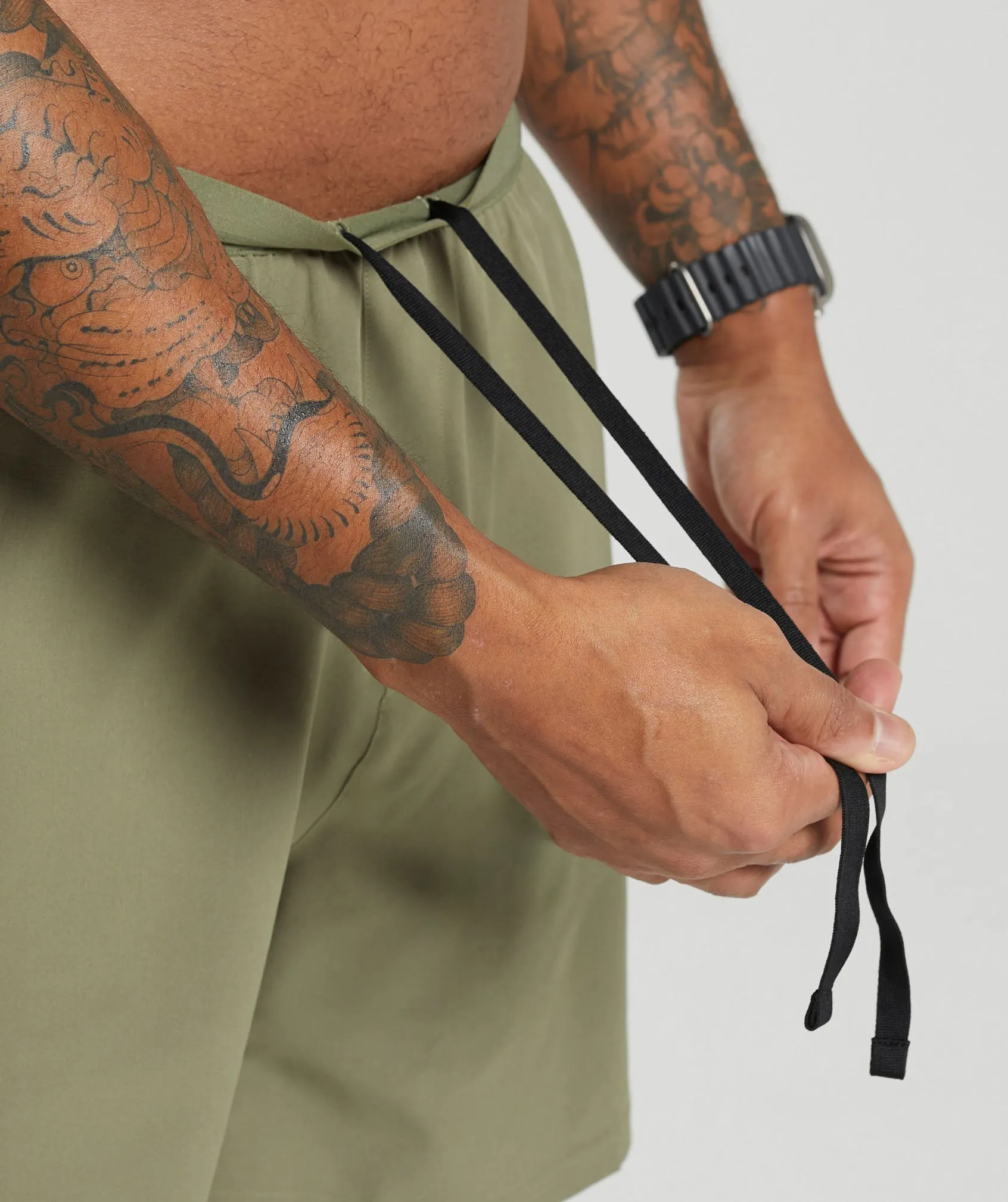 Gymshark Land to Water 6" Shorts - Utility Green