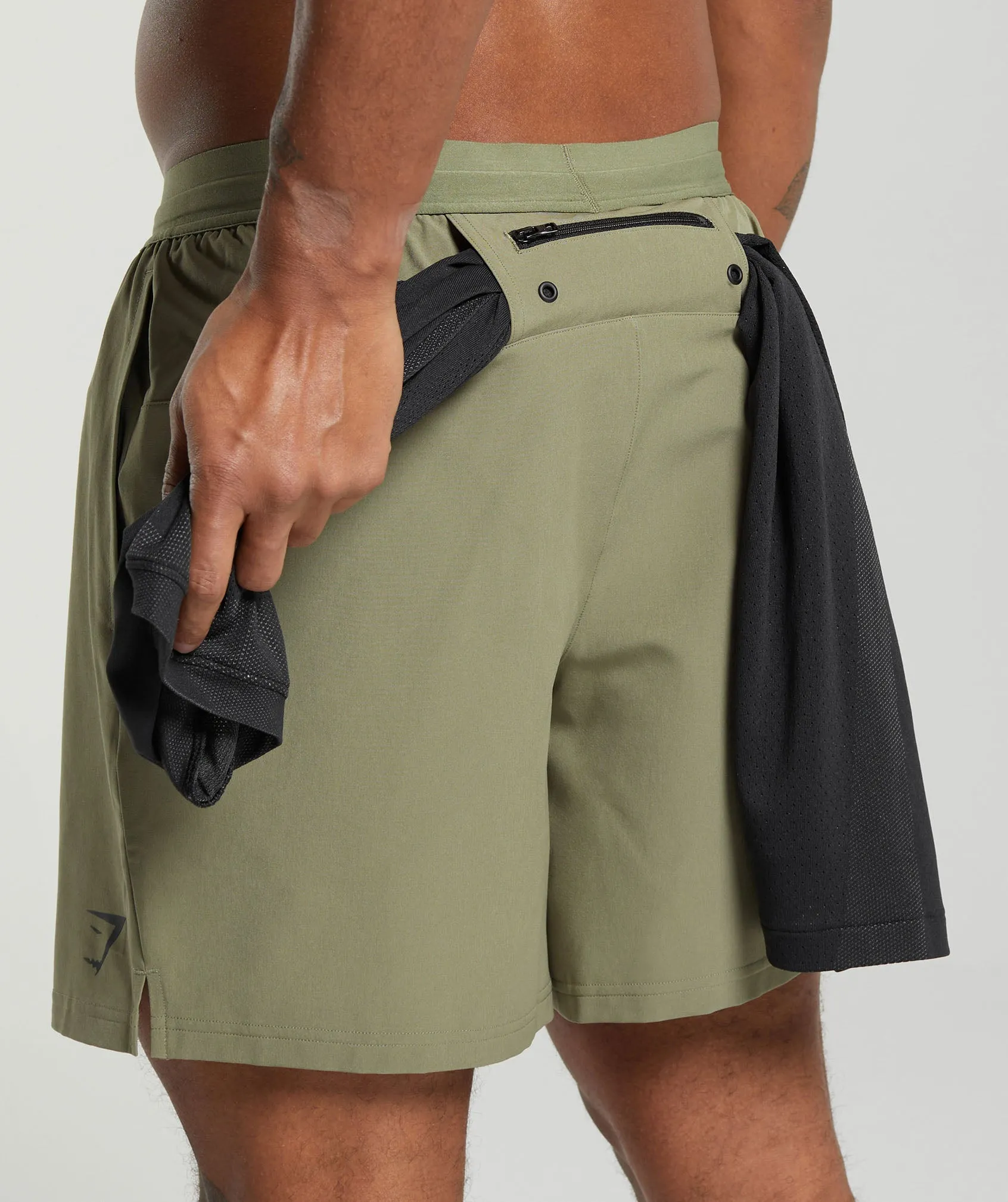 Gymshark Land to Water 6" Shorts - Utility Green