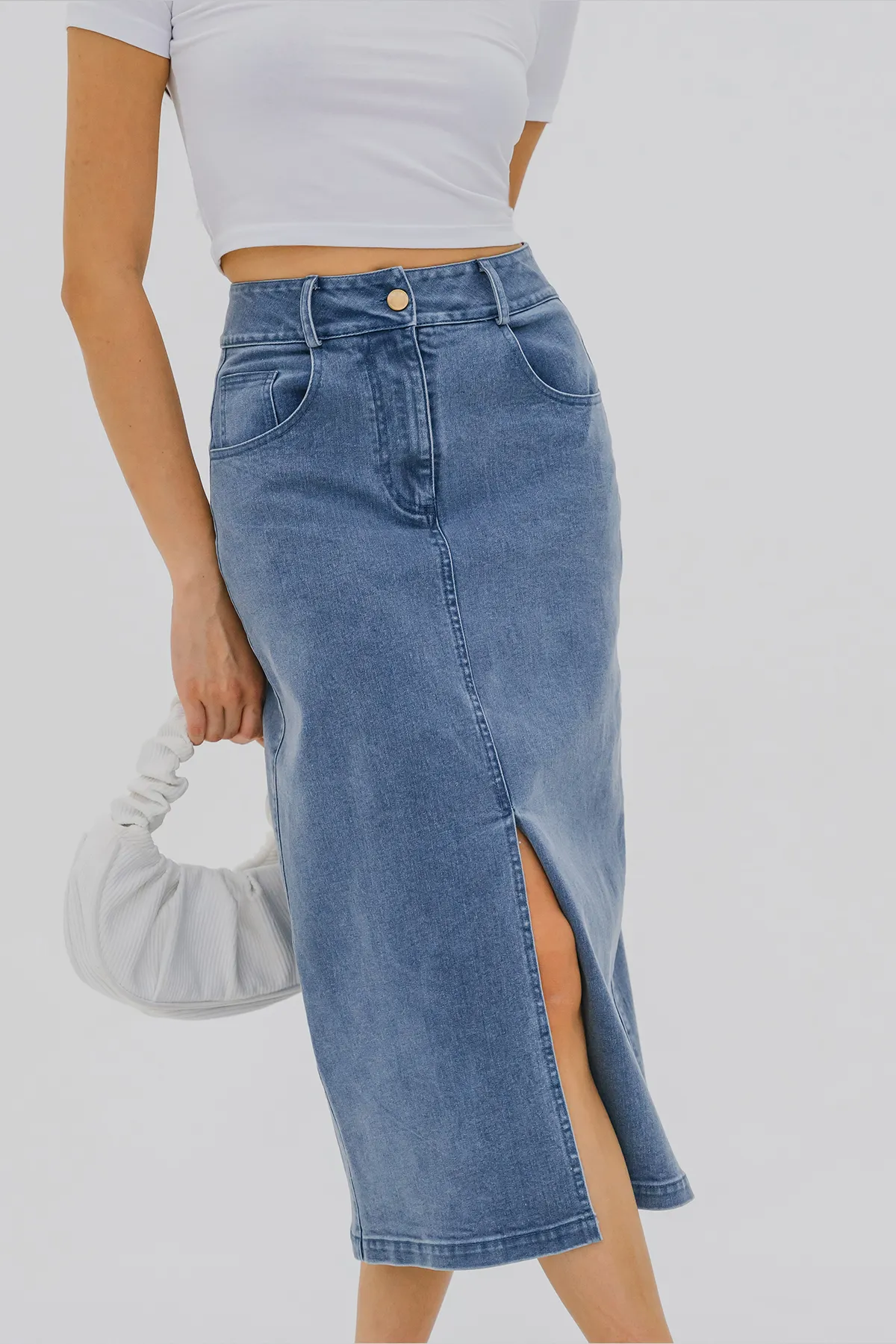 Insider Front Slit Denim Skirt (Blue)