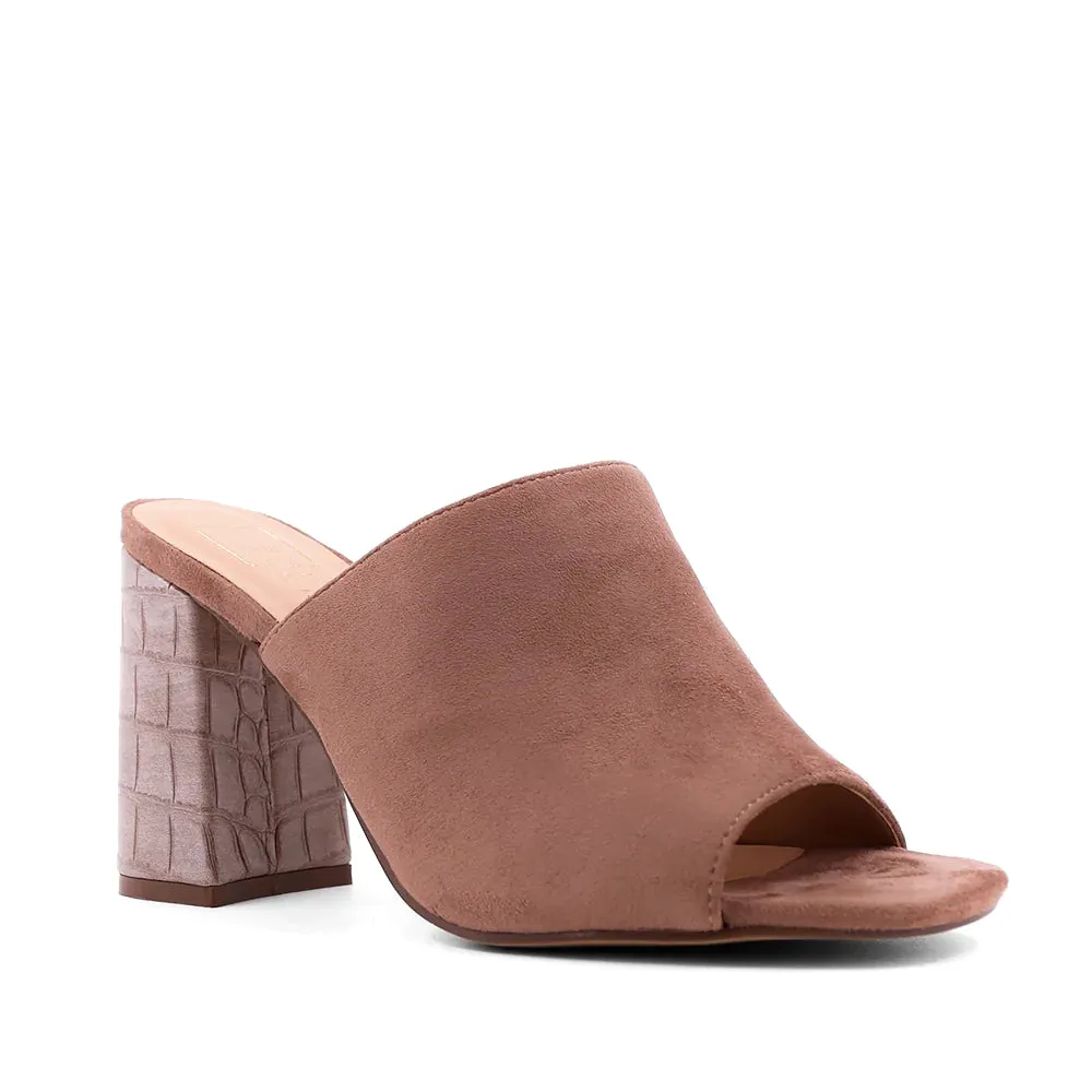Shu Shop Gaia Mule